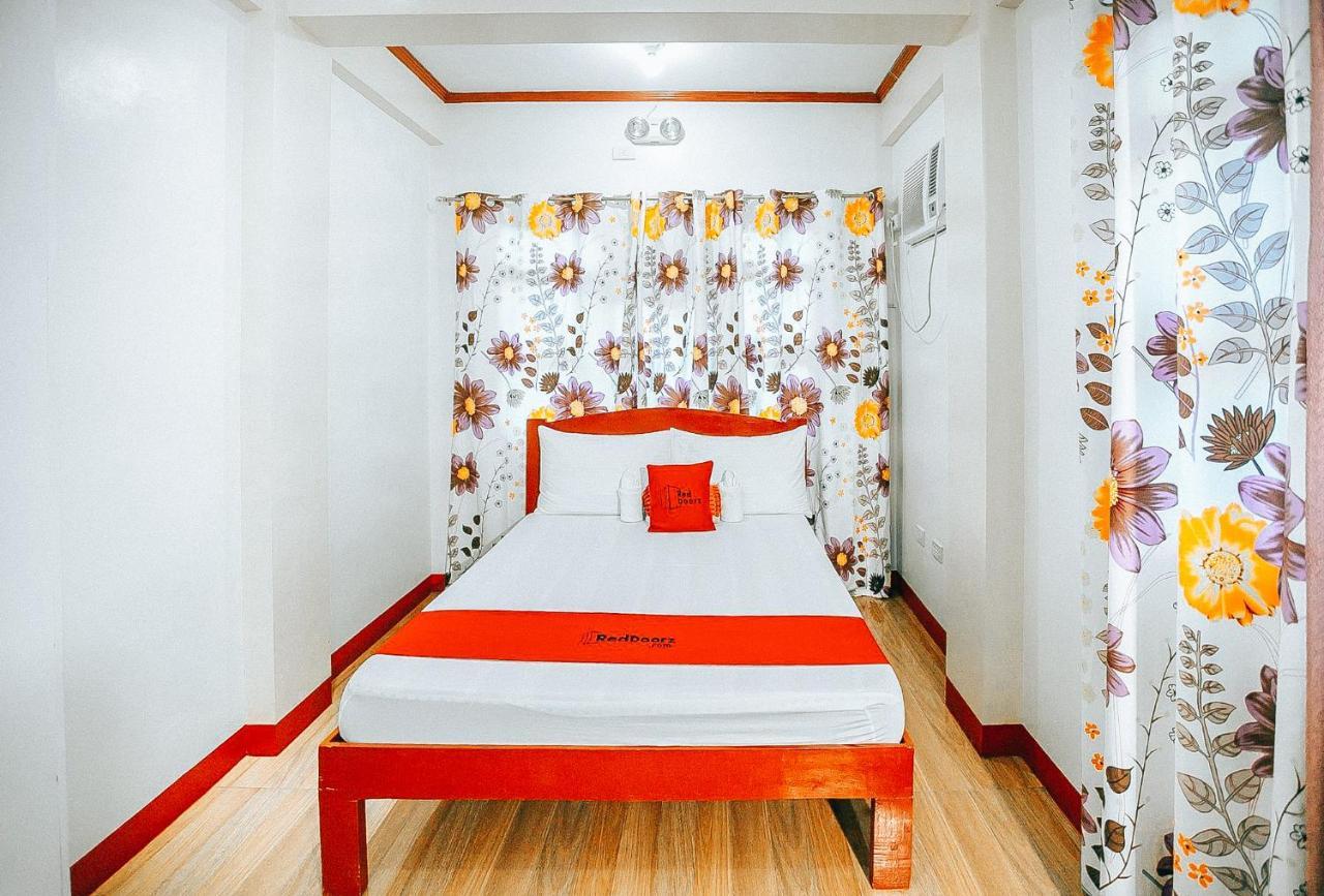 Reddoorz At S & L Apartelle Daraga Albay Otel Legazpi Dış mekan fotoğraf